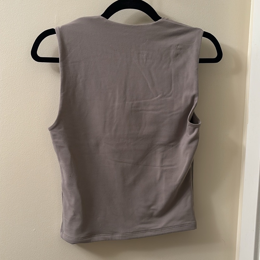 Abercrombie & Fitch Square Neck Tank | Medium - Picture 3 of 3